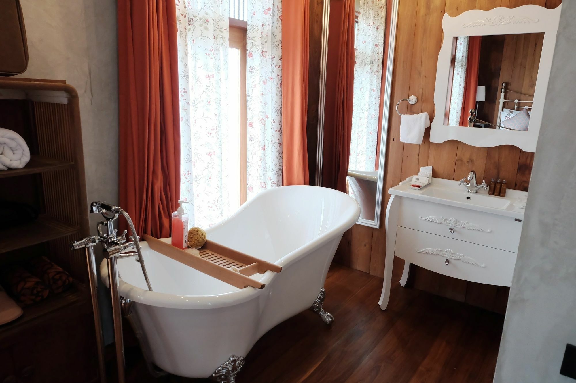 Roomquest Rimrabeang At Amphawa Dış mekan fotoğraf