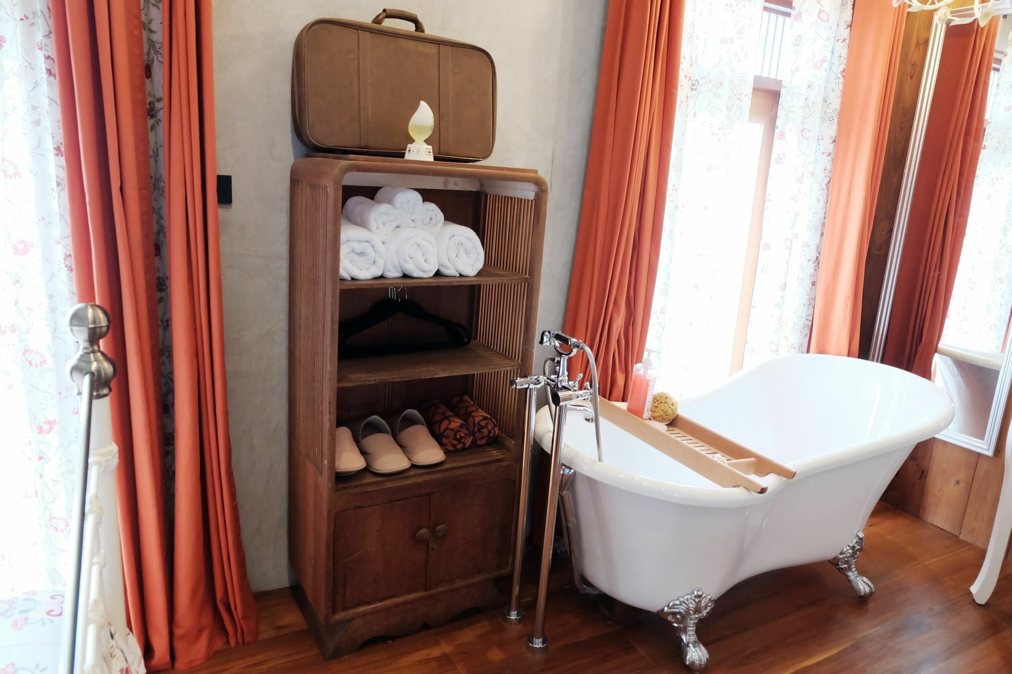 Roomquest Rimrabeang At Amphawa Dış mekan fotoğraf